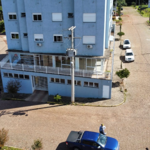 LOTE 001 - Sala comercial com área real privativa de 179,45m², localizado no pavimento térreo do Condomínio Residencial Comercial Bell Valle, situado na Rua Araçazeiro, nº 12, bairro Barra do Forqueta, Arroio do Meio/RS