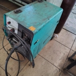 LOTE 016 - Máquina de solda Balmer Vulcano MIG 280