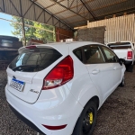 LOTE 001 - Ford/Fiesta Hatch 1.6L SE A, placa IUS 5G76, branco, ano/modelo 2013/2014