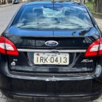 LOTE 001 - UM VEICULO FORD FIESTA SEDAN SE