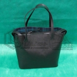LOTE 005 - 05 (cinco) bolsas em couro