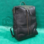 LOTE 010 - 06 (Seis) bolsas femininas em couro