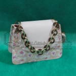 LOTE 012 - 06 (Seis) bolsas femininas em couro