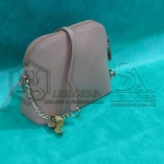 LOTE 014 - 06 (Seis) bolsas femininas em couro