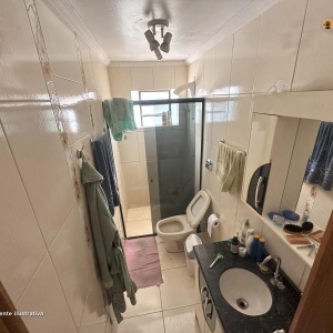 LOTE 004 - Apartamento n° 201, com a área útil de 94,0300m², localizado no Edifício Fabiana Cristina, sito à rua Oscar Chaves Garcia, n° 109, Centro, Lajeado/RS