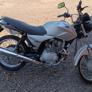 LOTE 019 - Honda/CG 150 Titan ES, placa INK 1172, prata, ano/modelo 2006/2007