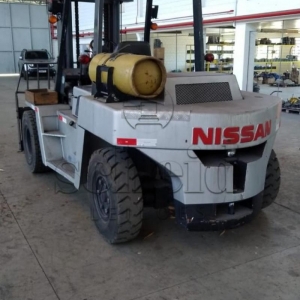LOTE 003 - Empilhadeira, marca Nissan, modelo 70, (7 toneladas)