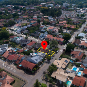 LOTE 010 - Área de 364,00m², contendo uma casa de alvenaria com 193,86m², localizada na Rua Carlos Matte, nº 457, bairro Alto da Bronze, Estrela/RS