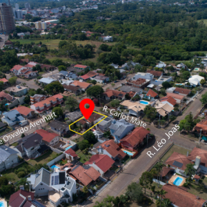LOTE 010 - Área de 364,00m², contendo uma casa de alvenaria com 193,86m², localizada na Rua Carlos Matte, nº 457, bairro Alto da Bronze, Estrela/RS