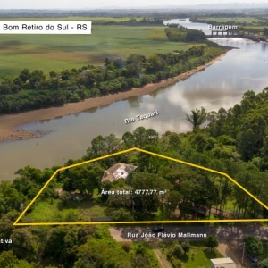 LOTE 011 - Área de 4.777,77m², contendo uma casa residencial de alvenaria com aproximadamente 300,39m², um quiosque de 38,40m² fechado com madeiras rústicas e duas piscinas, situado na Rua João Flávio Mallmann, n° 209, bairro Goiabeira, Bom Retiro do Sul/RS
