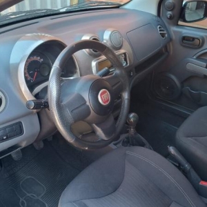 LOTE 013 - Fiat/Uno Way 1.4, placa IQZ 0D13, prata, ano/modelo 2010/2011