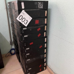 LOTE 003 - Lote composto por material de informática CPus Dell. Avaliado em R$ 1.200,00.