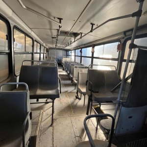 LOTE 016 - Ônibus VW / 16.180 CO, ano/modelo 1996/1996, placa IEP7758. Avaliado em R$ 2.600,00.