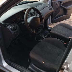 LOTE 003 - I/Ford Focus 1.6 Flex HA, placa IQA 9641, prata, ano/modelo 2009