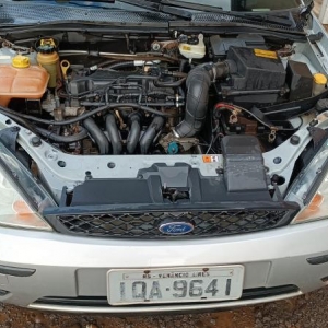 LOTE 003 - I/Ford Focus 1.6 Flex HA, placa IQA 9641, prata, ano/modelo 2009