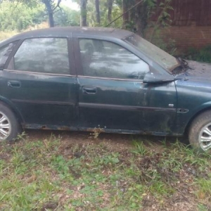 LOTE 006 - GM/Vectra CD, placa IGO 4829, verde, ano/modelo 1997