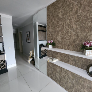 LOTE 001 - Apartamento n° 502 com área real privativa de 174,42m² + Box de Estacionamento n° 103 com área real privativa de 33,83m²,  localizados no Edifício Solar de Fátima, sito a Rua 21 de Abril, n° 398, Roca Sales/RS