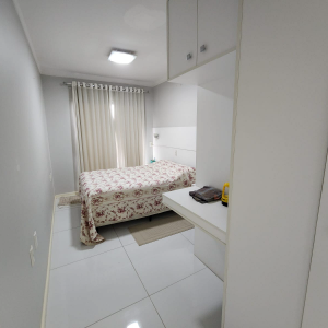 LOTE 001 - Apartamento n° 502 com área real privativa de 174,42m² + Box de Estacionamento n° 103 com área real privativa de 33,83m²,  localizados no Edifício Solar de Fátima, sito a Rua 21 de Abril, n° 398, Roca Sales/RS