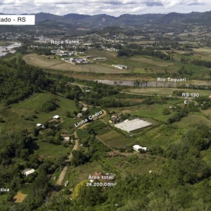 LOTE 001 - Área de 24.200,00m², contendo um pavilhão industrial com aproximadamente 617,25m² e um escritório com aproximadamente 140,00m², situada na Linha Cedro, Palmas, Encantado/RS