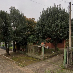 LOTE 009 - Casa de alvenaria em Igrejinha/RS