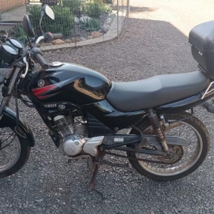 LOTE 007 - Yamaha/YBR 125 K, placa IMO 4389, preta, ano/modelo 2005