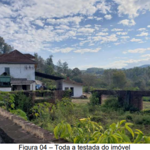 LOTE 008 - Área de 11.888,22m², contendo uma edificação de alvenaria com aproximadamente 280,00m², situada na Avenida Irmãos Ko Freitag, s/n (em frente ao imóvel de número 147), no centro da cidade de Maratá/RS