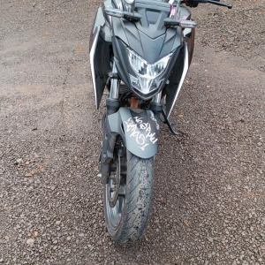 LOTE 001 - Honda/CB 300F Twister CBS, placa EXJ 7J34, cinza, ano/modelo 2023