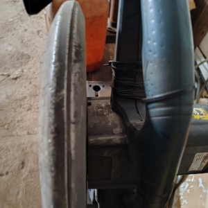 LOTE 013 - Máquina de serra de bancada