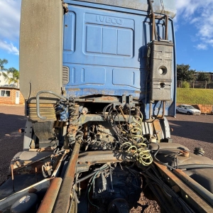LOTE 005 - Iveco/Cursor 450E33T, placa CVN 5J12, ano/modelo 2011