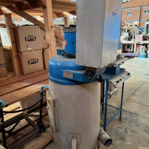 LOTE 019 - Máquina turbina para puxar pó para joias, marca Metal, motor ½ CV