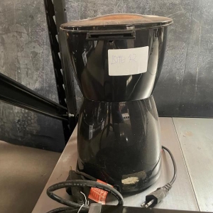 LOTE 012 - TV 32" AOC, Geladeira Cônsul, Micro-ondas, Purificador de água, Balança até 40kg
