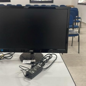 LOTE 025 - Monitor AOC 23" Fino