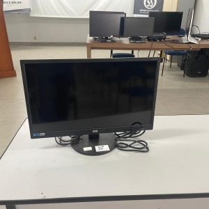 LOTE 027 - Monitor AOC 23,6"