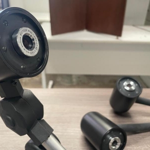 LOTE 043 - Três Câmeras com suporte e Seis Câmeras de segurança Anran
