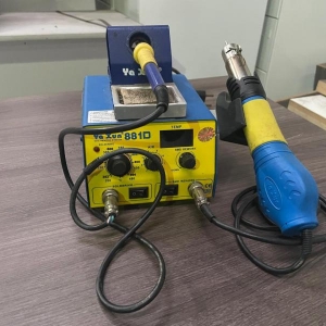 LOTE 049 - Osciloscópio de fluorescência digital e duas Estação de solda