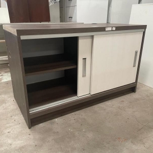 LOTE 059 - Armário duas portas alto MDF e dois Arquivo horizontal MDF