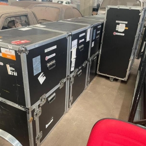 LOTE 063 - 08 Case preto p/ transporte