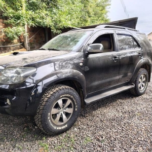 LOTE 002 - Toyota/Hilux SW4 SRV