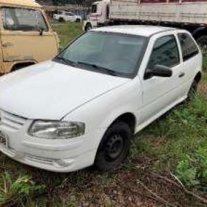 LOTE 007 - VW/GOL 1.0 G4, ano/modelo 2013/2013, placas IVX1808, chassis nº  9BWAA05W8EP040801,  RENAVAM nº 00587536853.