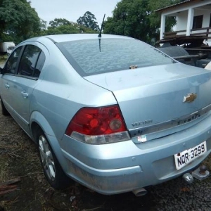LOTE 011 - GM/VECTRA SEDAN ELEGANCE, ano/modelo 2009/2009, placa NQR3299, cor prata, Chassis nº  9BGAB69C0AB162908, RENAVAM nº 00167168088.