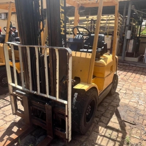 LOTE 002 - Empilhadeira HYSTER, modelo H 50 XM, ano 2002