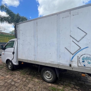 LOTE 015 - Caminhão HYUNDAI HR HDB, ano/modelo 2008/2009