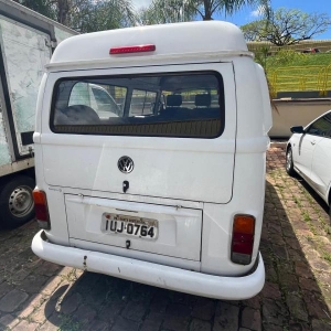 LOTE 016 - VOLKSWAGEN/KOMBII, ano/modelo 2013/2014