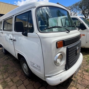 LOTE 016 - VOLKSWAGEN/KOMBII, ano/modelo 2013/2014