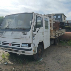 LOTE 003 - Tipo: Caminhão, Marca: AGRALE/6000 D CD, Ano/modelo: 2001/2001, Placa: IJZ8658