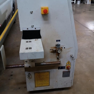 LOTE 001 - Máquina Coladeira de Borda, marca SCM Tecmatic, modelo T 300T, nº de série BR 1500444, ano 2016, 380 volts