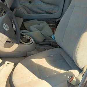 LOTE 005 - VW/GOL 16V POWER, Placa IKO5J67, ano/modelo 2002/2002, Cor: AZUL, Chassi: 9BWCA05X82P048152,  RENAVAM: 00778983722.