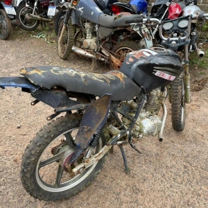 LOTE 008 - DAFRA/SPEED 150, Placa: IOY1079, ano/modelo: 2008/2008, Cor: PRETA, Chassi: 95VCA1E288M011782,  RENAVAM: 00975215787.