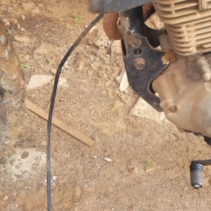 LOTE 009 - YAMAHA, cor preta, sem sinal identificador, placa AAA0000.