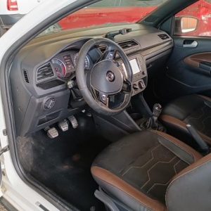LOTE 003 - VW/Saveiro CD Cross MA, placa JAG 7J04, branca, ano/modelo 2020/2021